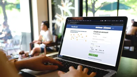 Facebook a șters șapte milioane de postări false despre pandemia de COVID-19 în doar trei luni