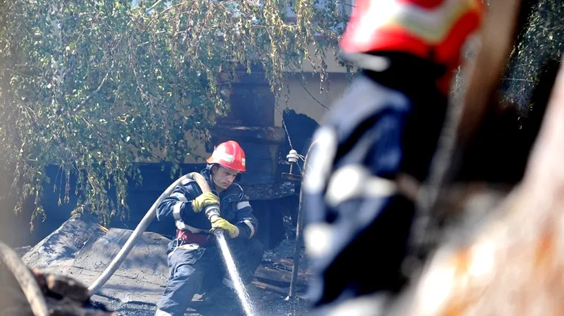Incendiu la subsolul unui bloc de locuințe din Timișoara