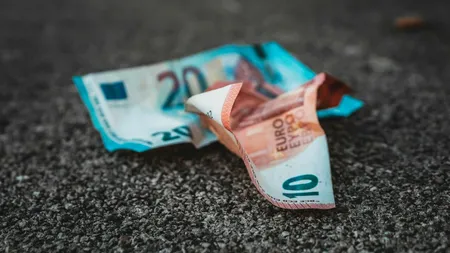 Femeie infectată cu fentanil de la o bancnotă ridicată de pe jos: „Este ca și cum corpul tău se stinge”