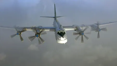 Tensiuni în Marea Japoniei. Avioanele militare ale Rusiei s-au apropiat de un portavion al SUA