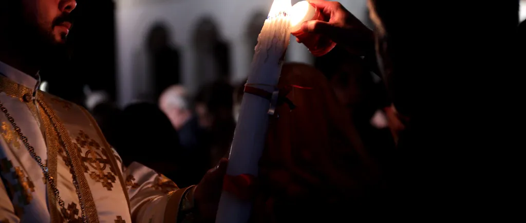 GALERIE FOTO: Slujba de Înviere de la Catedrala Patriarhală. Sute de credincioși au primit Lumina Sfântă