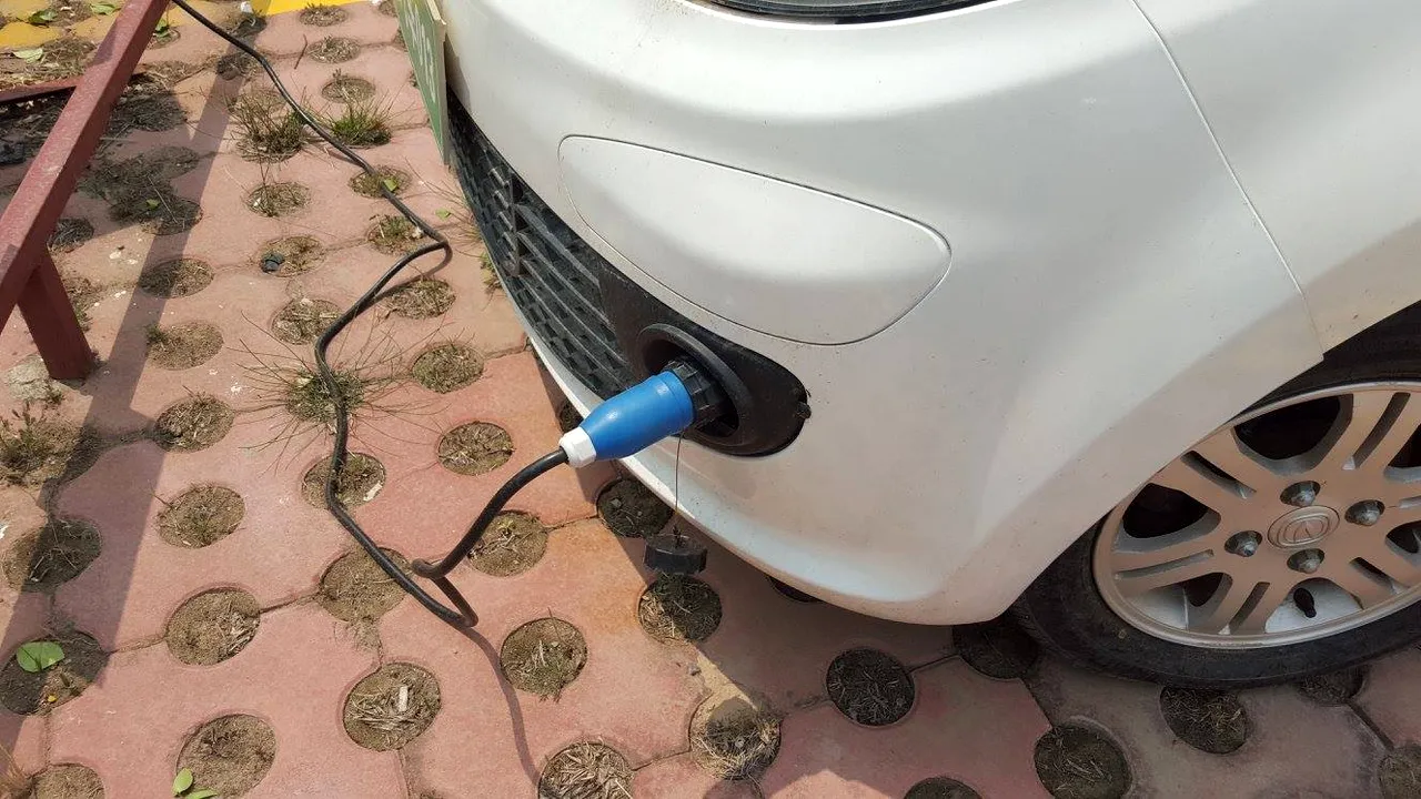 Vești bune pentru șoferi | Valabilitatea eco-voucherelor pentru o mașină nouă în Capitală ar putea fi prelungită