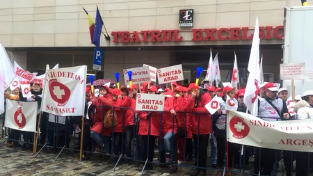 Sindicaliștii Sanitas pichetează Ministerul Sănătății 
