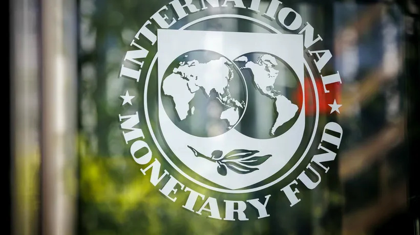 FMI: Persistența inflației va atrage menținerea politicilor monetare stricte la nivel mondial, cu IMPACT asupra creșterii economice