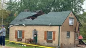 Trei persoane au murit după ce un avion de mici dimensiuni s-a prăbușit peste o casă în SUA: „Ne-am trezit cu o roată lângă pat”
