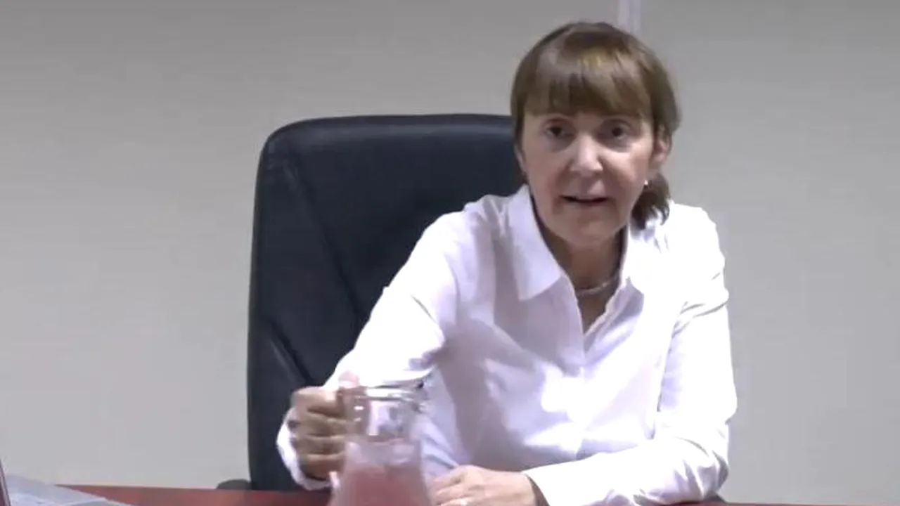 Cum a participat Monica Macovei la „Ice Bucket Challenge