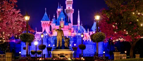 Disneyland Paris, evacuat după descoperirea unui pachet suspect