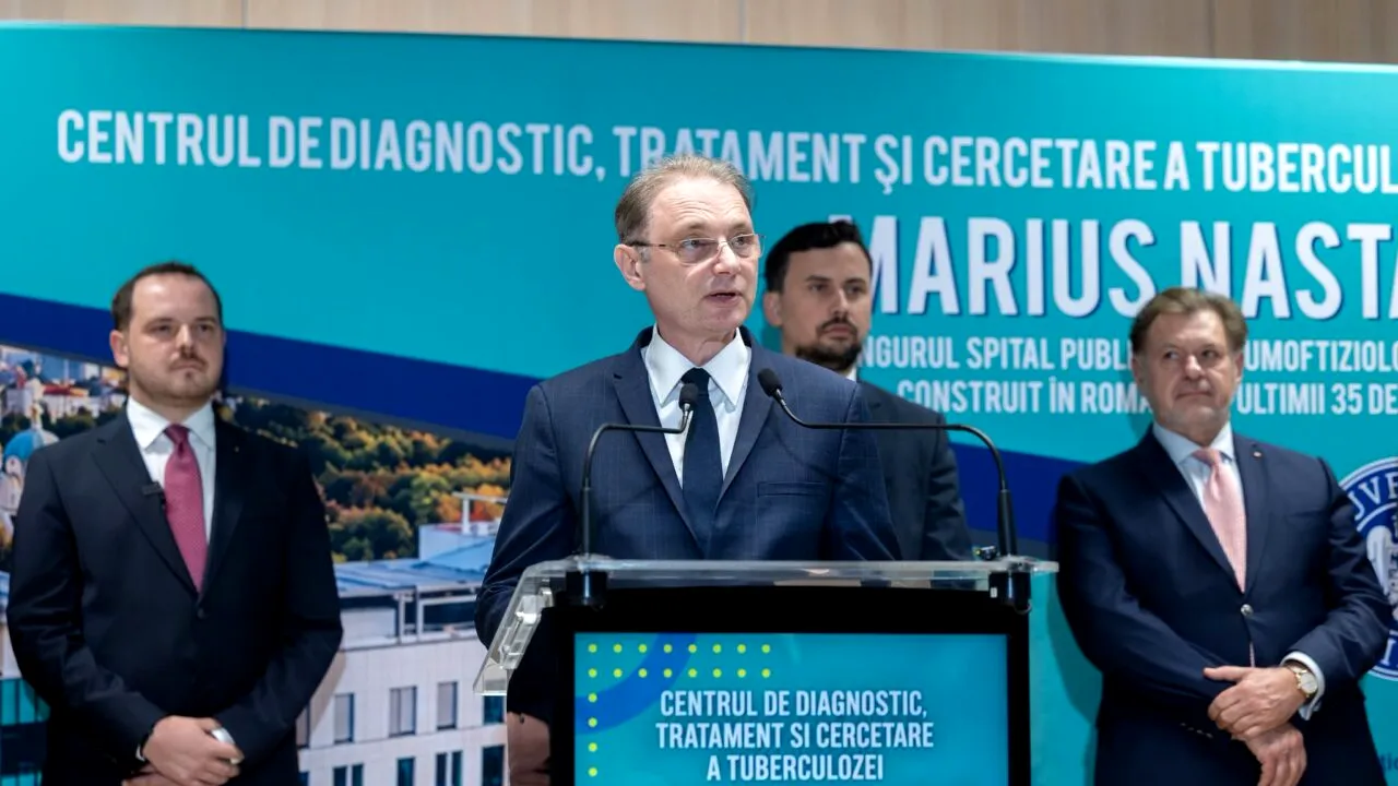 Luca Niculescu, după ce a inaugurat noua secție a unui spital din București: „Chiar dacă restrângem bugetul, fondurile alocate sănătății nu trebuie considerate cheltuieli”