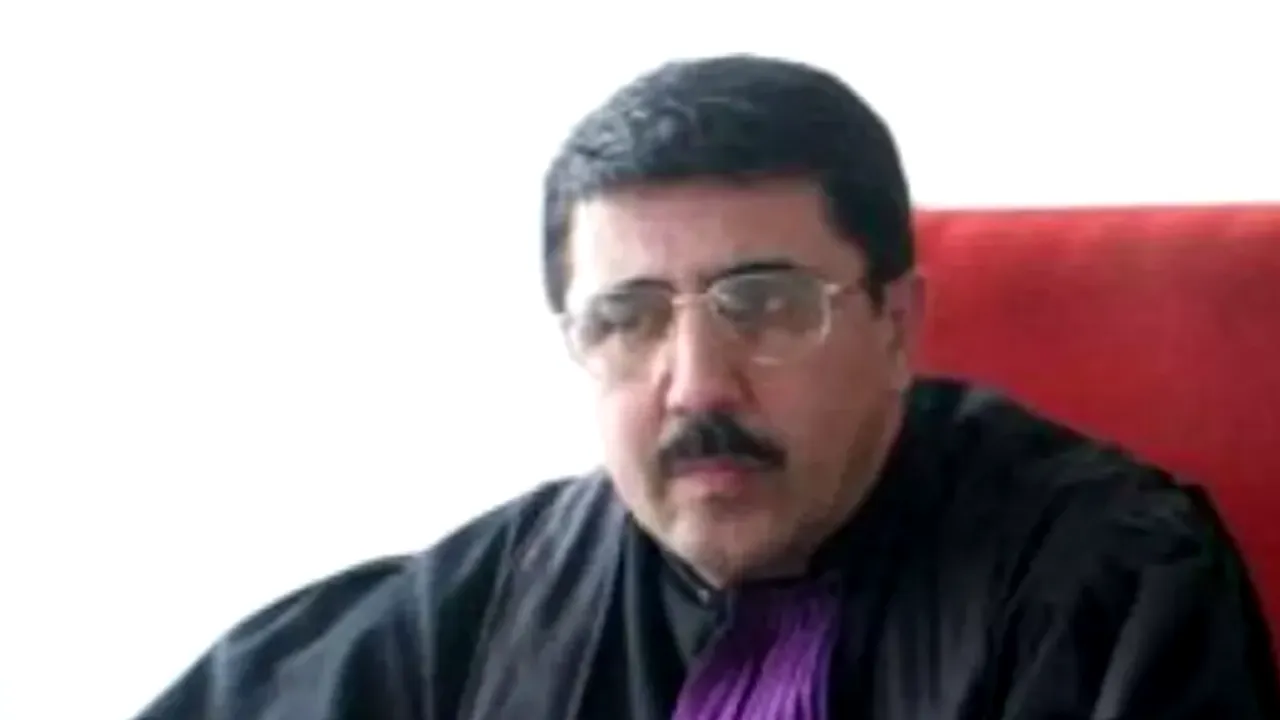 Judecătorul Ion-Tudoran a făcut spectacol, la poliție, cu legitimația de magistrat