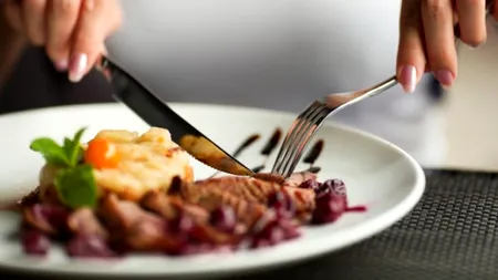 Cați bani sunt dispuși bucureștenii să cheltuie pe masa lor de prânz pentru a mânca la restaurant