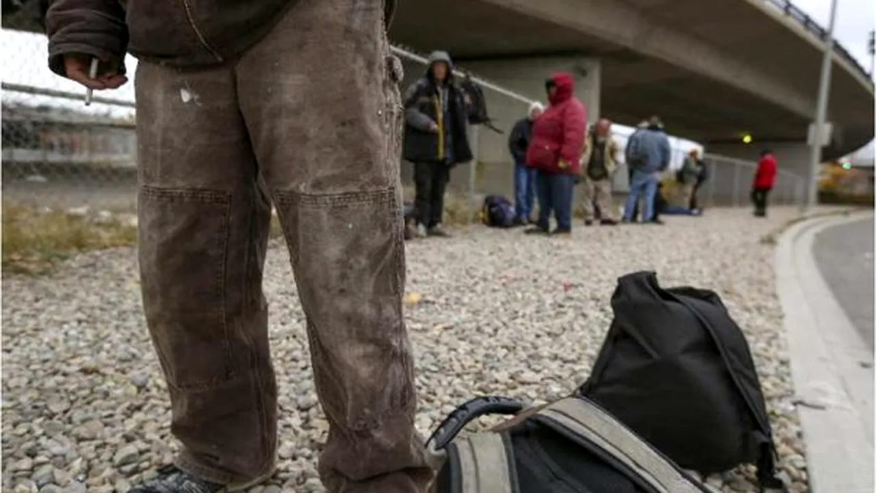 Om al străzii despre coronavirus: „Ştiu că e coronavirus, dar ce să fac?”