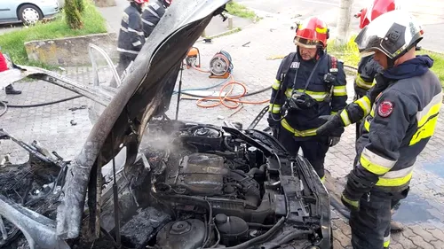 Sindicatul Europol, despre explozia unei mașini în Arad: „Execuție în stil mafiot” / Momentul, surprins de camerele de supraveghere - VIDEO