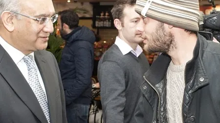 Cel mai cunoscut imigrant român din Marea Britanie a fost condamnat pentru agresarea fostei prietene