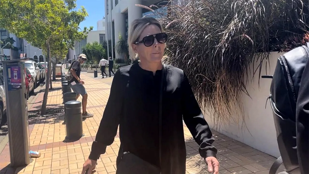 Cum a reacționat nevasta din imagine, după ce a aflat că soțul ei o înșală cu femeia de serviciu. Ce a urmat depășește orice imaginație!