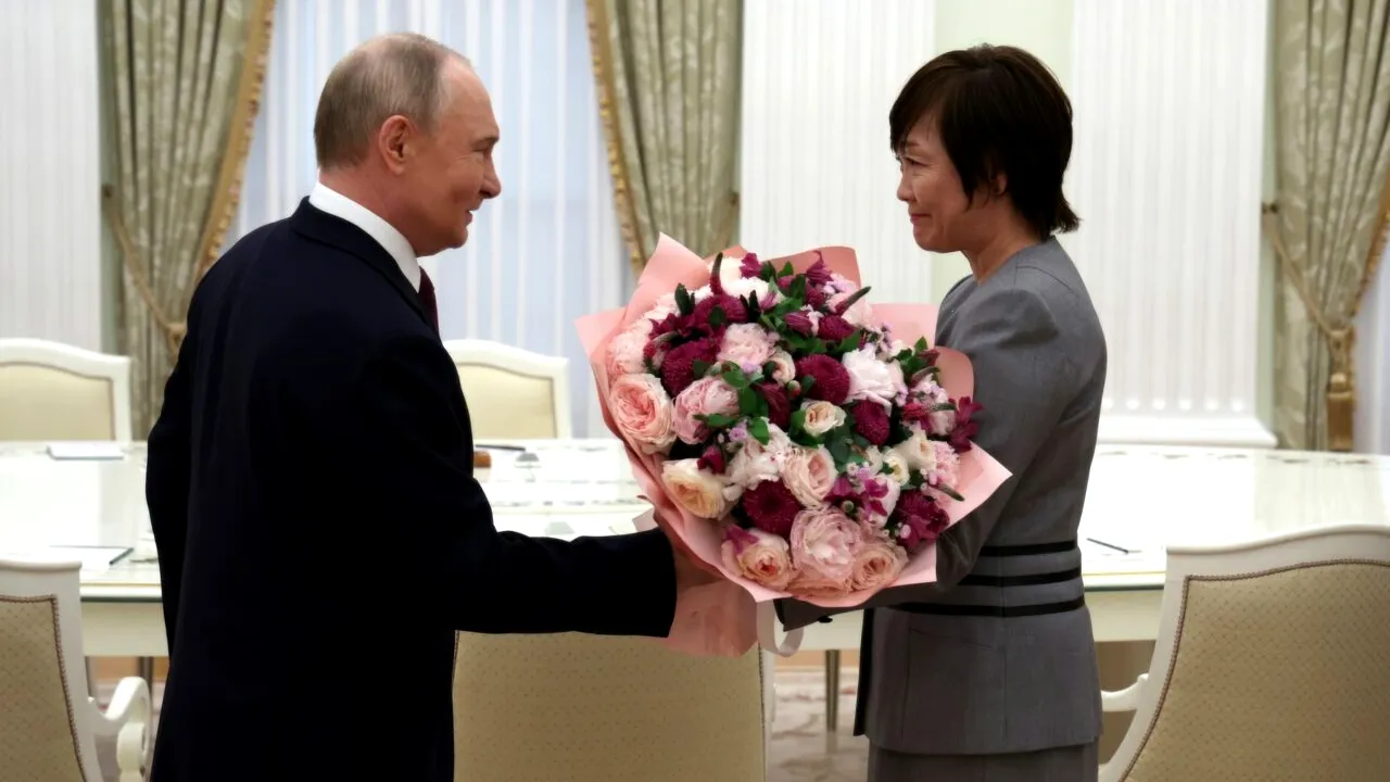 Văduva lui Shinzo Abe a avut o întâlnire cu Vladimir Putin. Despre ce au discutat cei doi
