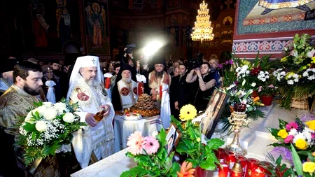 Buzău: Aproximativ 500 de persoane au participat la slujba de pomenire a IPS Epifanie Norocel