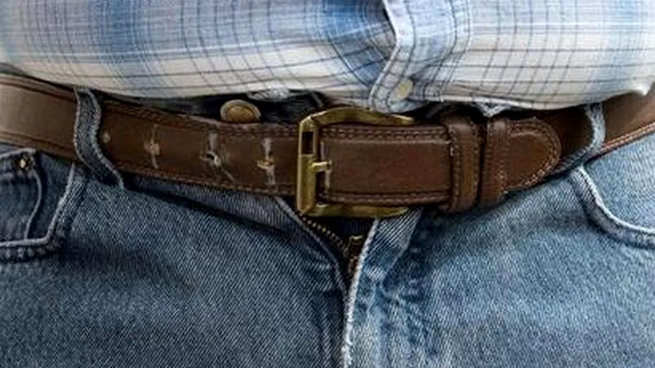 CES 2015. Cum arată cureaua inteligentă, care se slăbește automat atunci când utilizatorul mănâncă prea mult