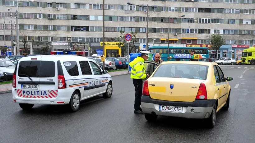 Trei iranieni au fost atacați în trafic de polițiști falși, în București