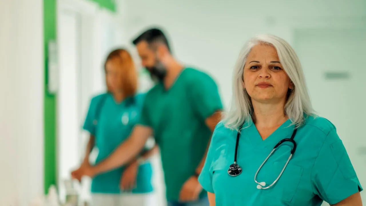 Se caută urgent badante în Italia: „Doar jumătate dintre familii găsesc îngrijitoarea de care au nevoie”