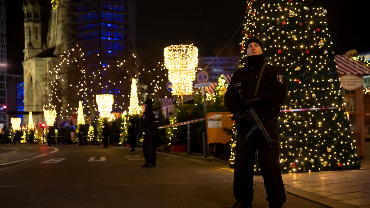 Câți bani a cerut un imigrant sirian pentru a comite atentate în Germania