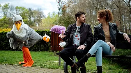 AER, Asociația de Ecoturism din România, în parteneriat cu agenția de comunicare V8 a inițiat campania #faragunoaie