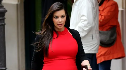 Cum arată Kim Kardashian nemachiată