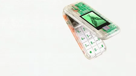 Întoarcerea la originile tehnologice. Telefonul „plictisitor” care vrea să aducă oamenii mai aproape