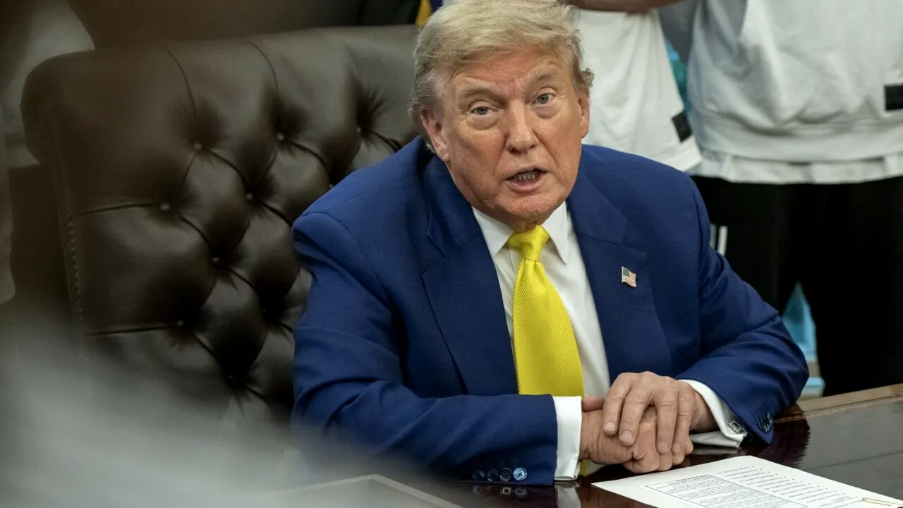 Israelul așteaptă decizia SUA în 24-48 de ore, dar Trump EZITĂ din cauza ineficienței capabilităților /Franța cere soluție negociată cu Iranul