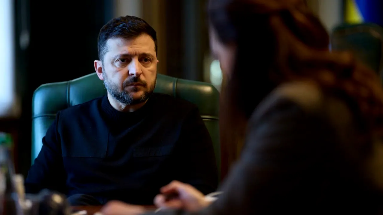 Financial Times: Zelenski plănuiește să organizeze alegeri și un referendum în Ucraina. Ce termen-limită i-ar fi impus Trump. Kievul riscă să piardă garanțiile de securitate dacă nu se supune cerințelor