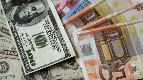 CURS VALUTAR BNR. Moneda europeană rămâne constantă, iar dolarul american a crescut nesemnificativ