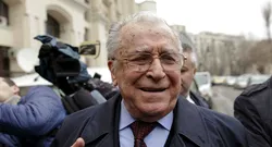 Ion Iliescu, internat de urgență la Spitalul SRI. Fostul președinte ar avea complicații cardio-respiratorii