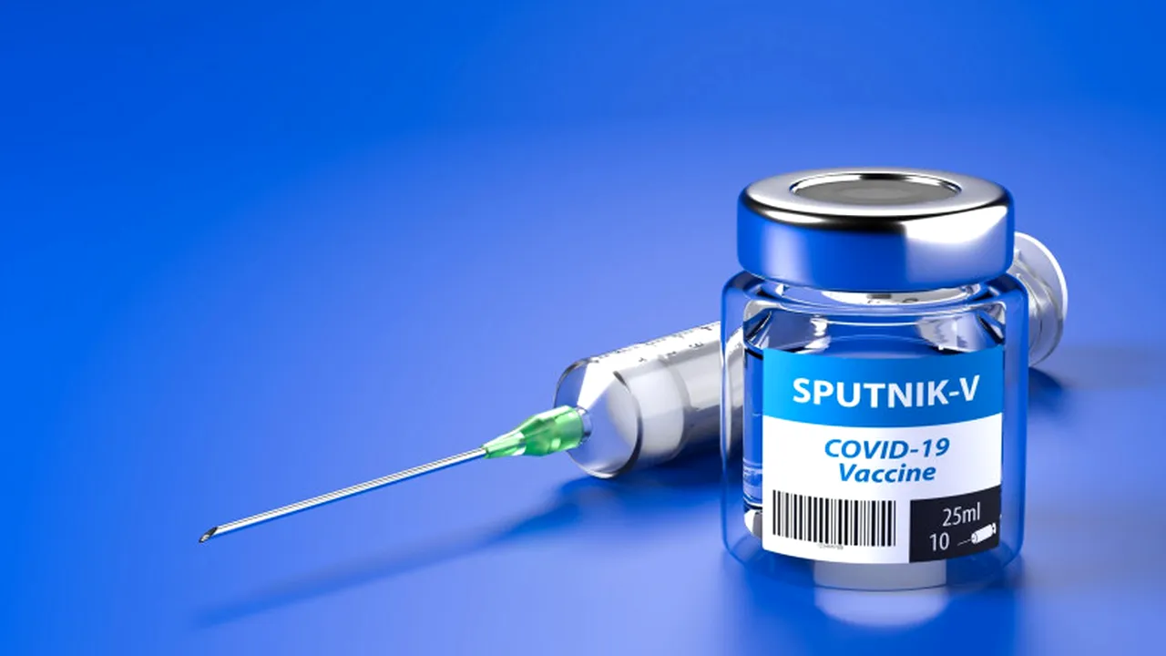 Rusia a început campania de vaccinare cu Sputnik V. Doar un rus din zece este dispus, în această etapă, să se vaccineze