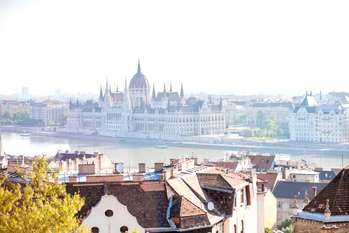 Orașul european în care 8 din 10 turiști sunt români. Trecerea graniței e mai facilă, după intrarea în Schengen. „E scris în limba română peste tot”