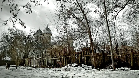 METEO în weekend: GER și NINSORI slabe. Fenomen RAR într-o comună din Buzău: Ninsoare cu TUNETE și FULGERE. Cum va fi VREMEA în fiecare regiune a țării