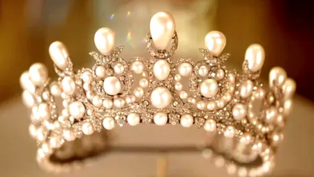 Jaful de la Luvru lovește puternic Franța: Comorile furate NU erau asigurate