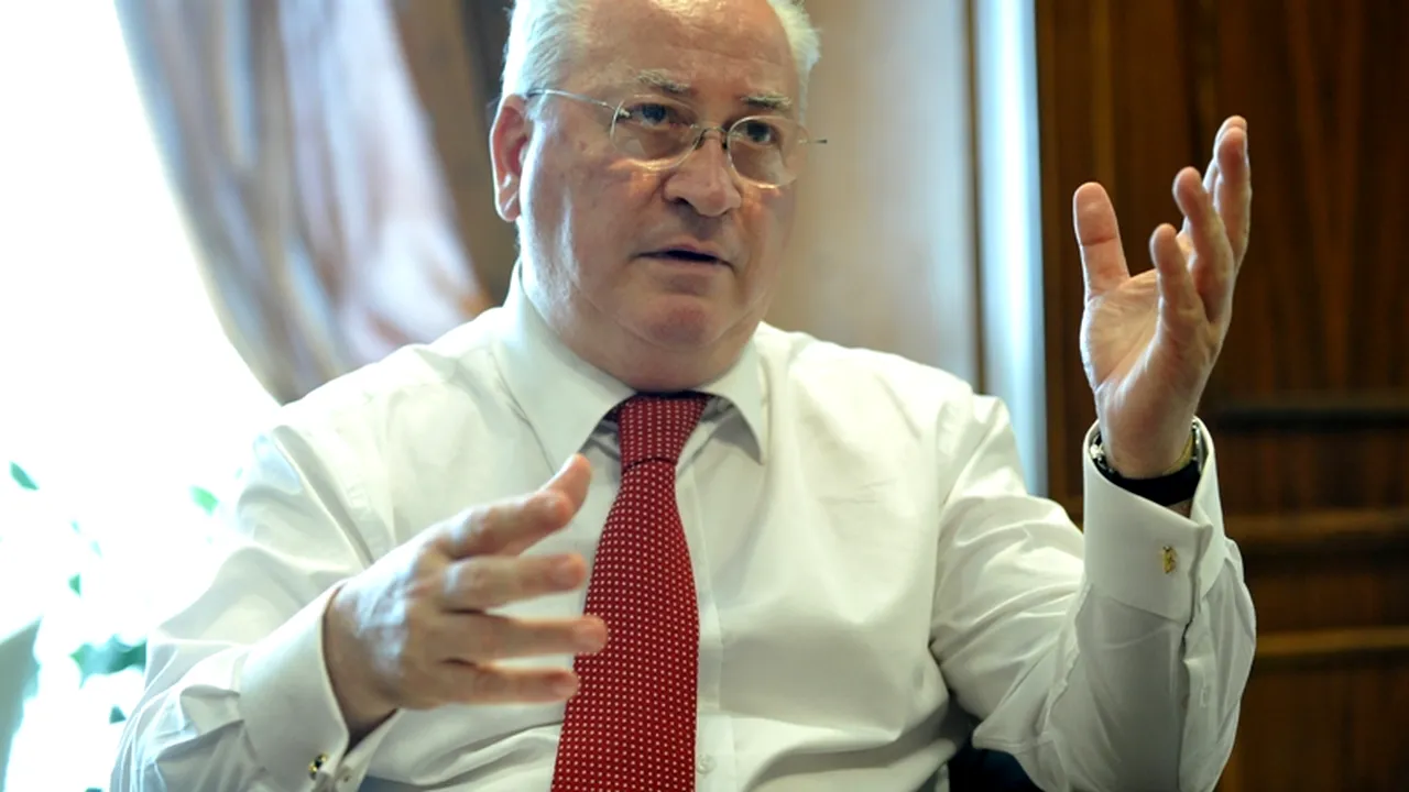 Puiu Hașotti: Lăzăroiu ori are probleme psihice, ori mai are doi neuroni care-i umblă haotic