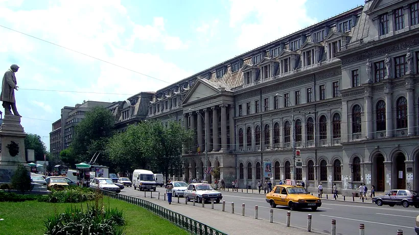 Câte locuri a urcat Universitatea București în Top 200