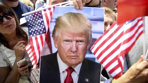 Ce efect au gafele lui Trump asupra americanilor. SURPRIZA dintr-un sondaj care arată cât de popular este acum președintele SUA