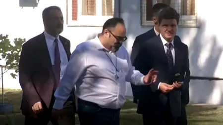 Nicușor Dan a ajuns în comuna Curcani din județul Călărași. Participă la deschiderea noului an școlar. Urmează declarații de presă