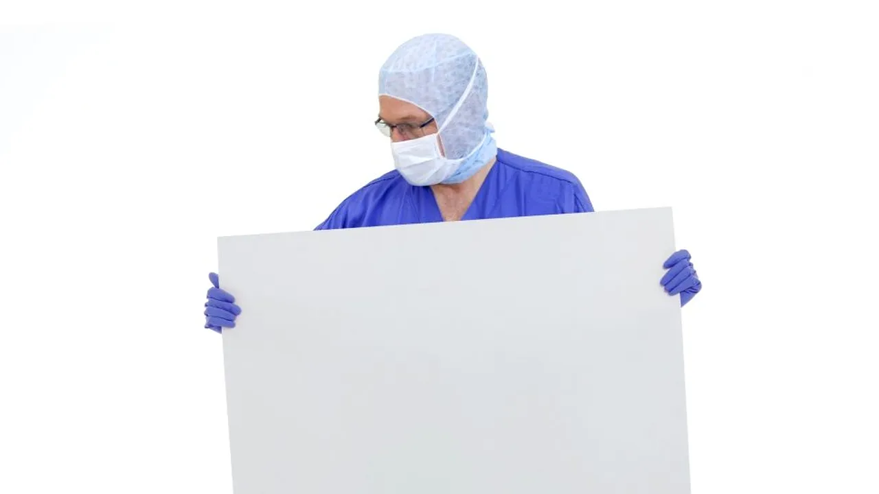 SPECIALIST: Când vor fi cele două vârfuri ale pandemiei de coronavirus. La ce scenariu se așteaptă medicii români