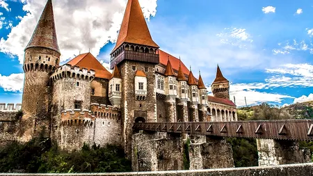 Castelul din România, în „top 10 destinații de basm din Europa”. Un loc secret îi atrage pe turiști