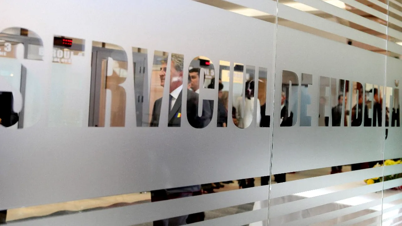 România trece la buletinele biometrice. Ce date vor conține noile cărți de identitate. PROIECT MAI