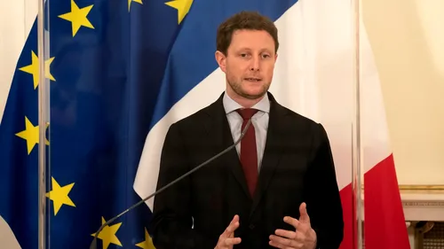 Franța s-ar putea opune prin veto unui eventual acord comercial UE-Marea Britanie