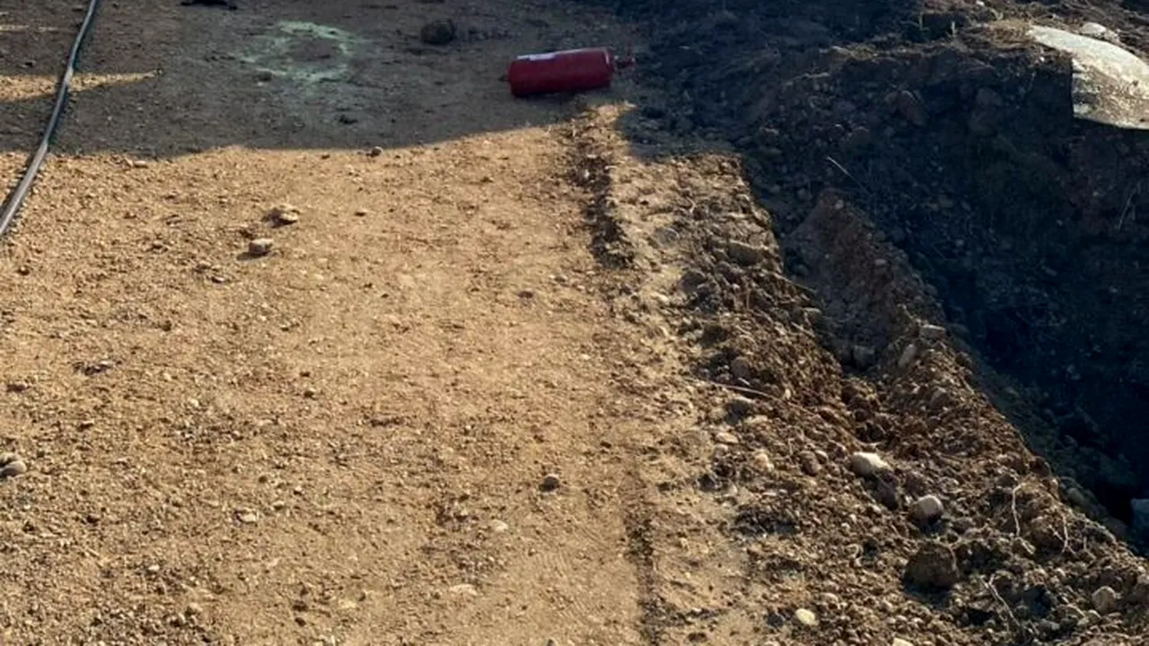 Accident grav în Teleorman: Un camion încărcat cu cereale s-a răsturnat. Șoferul a fost preluat de elicopterul SMURD