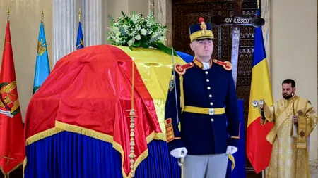 Misterul care se învârte în jurul CRUCII fostului președinte Ion Iliescu: Lipsește un detaliu foarte important