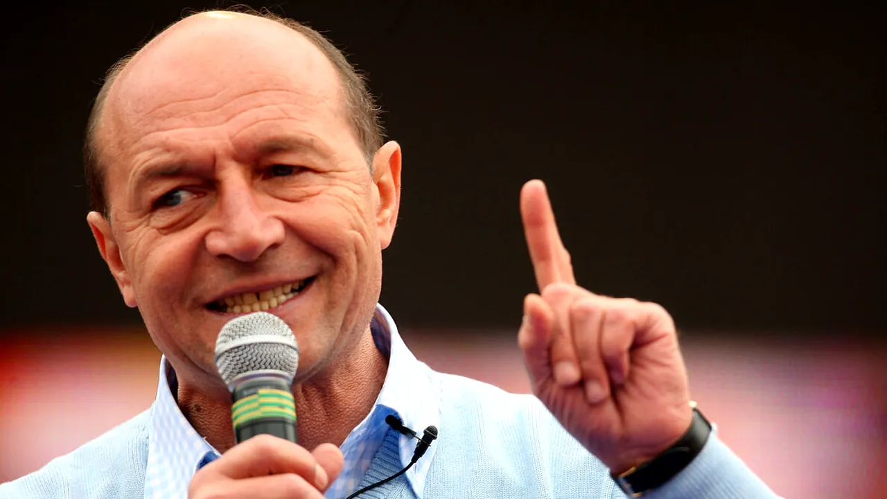 Traian Băsescu: „Tandemul Donald Trump - Vladimir Putin a fost bătut măr de poporul maghiar”