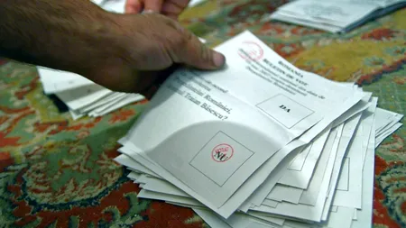 PDL atacă la Curtea Constituțională prelungirea programului de vot la referendum