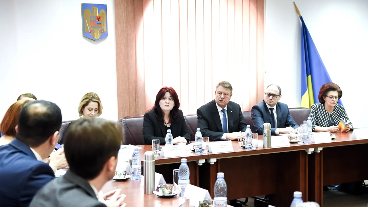 Președintele, criticat de o judecătoare la CSM. „Probabil ca mine gândesc mulți