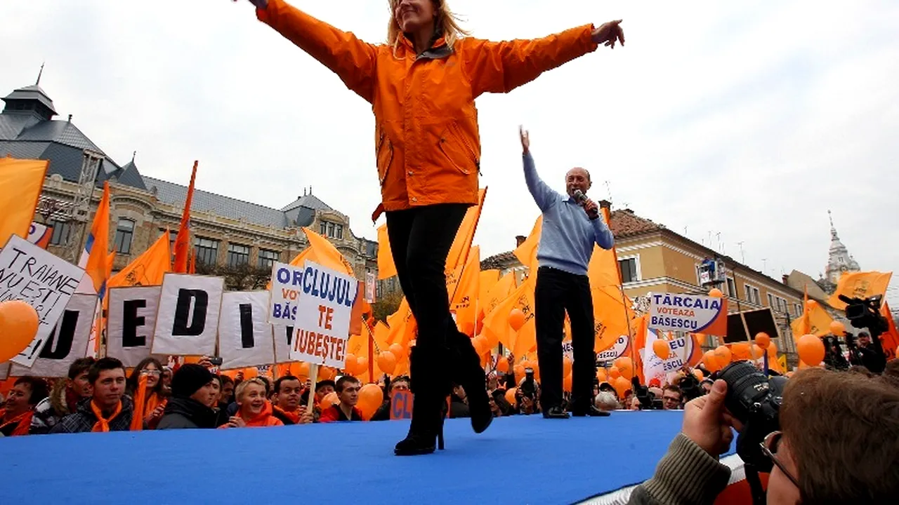 Băsescu: „Elena Udrea poate să îl bată pe Victor Ponta fizic, dacă e nevoie