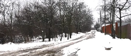 Trafic restricționat sau blocat pe mai multe drumuri din România, din cauza zăpezii / Cum se circulă pe autostrăzi